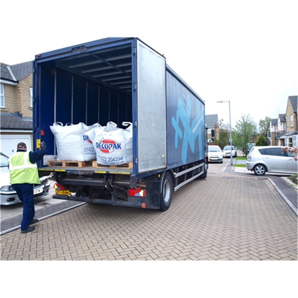 White Spar Gravel Bulk Bag 850 Kg ShedsFirst